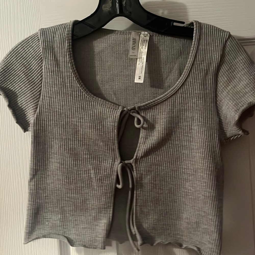 Gray open crop top